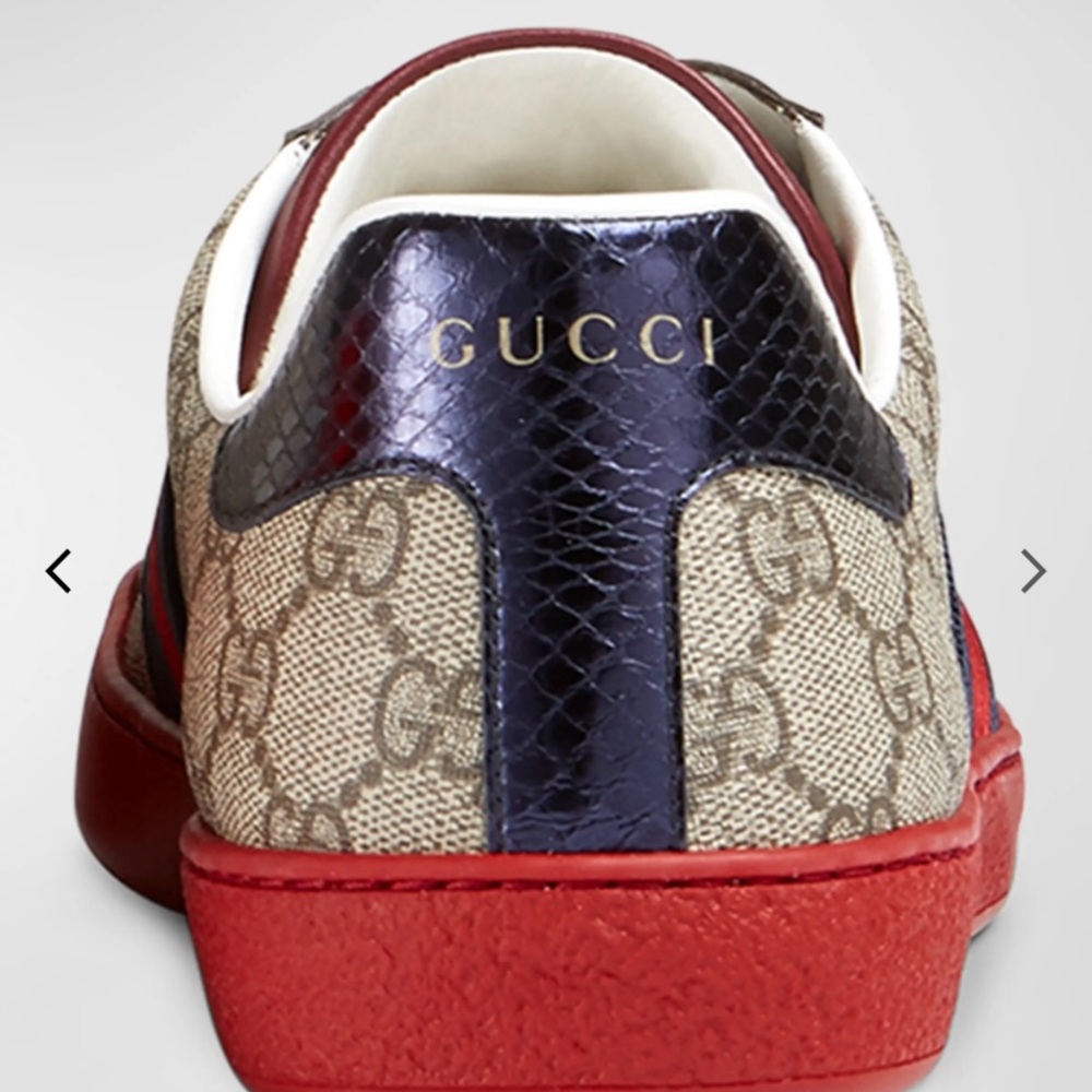 Gucci "New Ace" low-top sneaker in GG supreme canvas - Picture 10 of 12